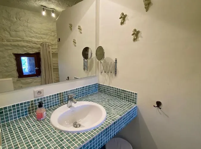 Bed & Breakfast Maison Des Etoiles D'hotes, Adult Only 4*