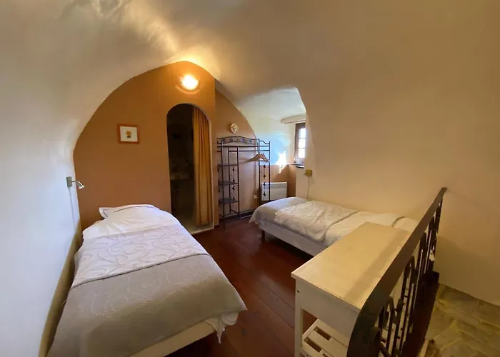 Maison Des Etoiles D'hotes, Adult Only Bed & Breakfast Verrieres (Aveyron)