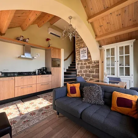 Maison Des Etoiles D'hotes, Adult Only * Verrieres (Aveyron)