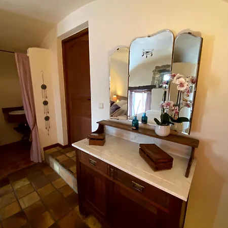 Maison Des Etoiles D'hotes, Adult Only Verrieres (Aveyron)